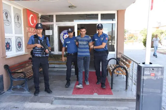 Aksaray'da Cani Koca, ''Sigara içme'' Diyen Karısını Boğarak Öldürüp Tıraşa Gitti