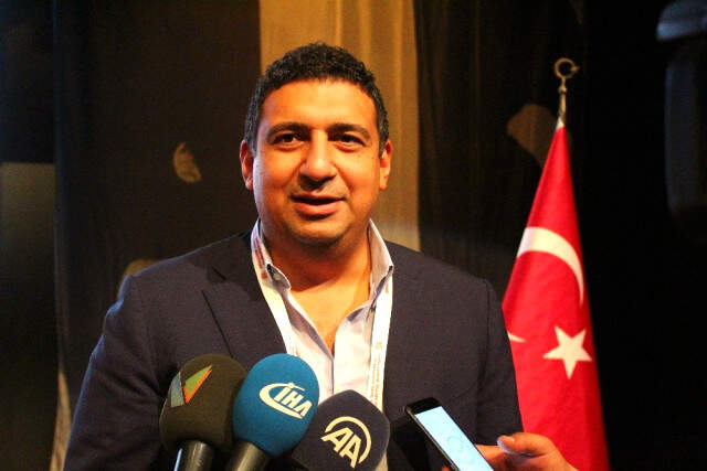 Antalyaspor Başkanı Ali Şafak Öztürk: Aykut Kocaman ile Görüşmedik Antalyaspor Başkanı <a class='keyword-sd' href='/ali-safak/' title='Ali Şafak'>Ali Şafak</a> Öztürk: <a class='keyword-sd' href='/aykut-kocaman/' title='Aykut Kocaman'>Aykut Kocaman</a> ile Görüşmedik