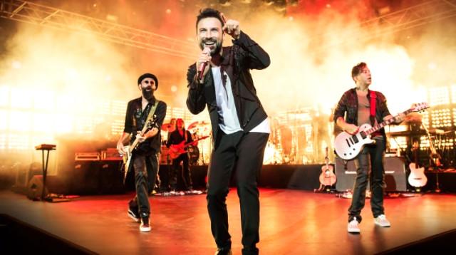 Tarkan, Her Sene Yaptığı 10 Günlük Konserini Bu Yıl Kızıyla Zaman Geçirmek İçin İptal Etti