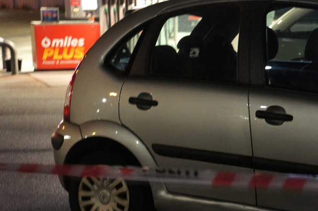 Danimarka'da Türk Gençlere, Hareket Halindeki Bir Araç Kurşun Yağdırdı