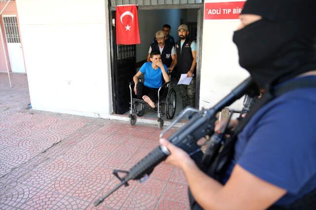 DEAŞ'ın Ayağı Kesik Celladının Telefonundan, Kesik Başla Verdiği Pozlar Çıktı