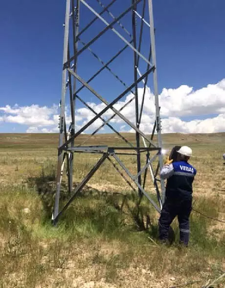 50 Lira İçin Elektrik Direklerinden Parça Çalan Hırsızlar, 500 Milyon TL Zarara Yol Açıyor