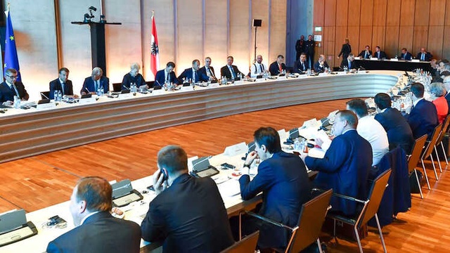 AB Komisyonu Polonya'yı Avrupa Adalet Divanı'na Şikayet Etti: 'Yargı Bağımsızlığı İhlal Ediliyor'