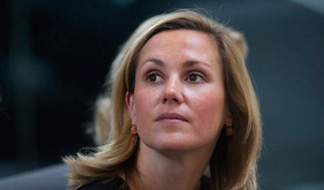 Almanya'nın Eski 'First Lady'si Alkollü Araç Kullanınca Ölümden Döndü!