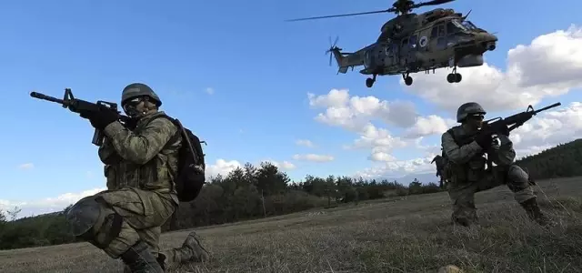 Mehmetçik'in Kanı Yerde Kalmadı! 2 Askerimizi Şehit Eden Teröristler Kato Dağı'nda Öldürüldü