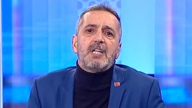 Yorumcu Abdülkerim Durmaz Fenerbahçe'nin Stoperlerini Eleştirdi: Reyes ve Neustadter Evine Hırsız Girse Tutamaz
