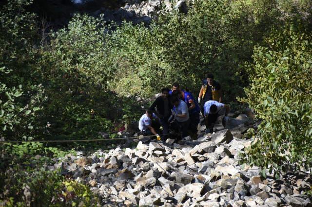 Gümüşhane'de Yayla Dönüşü Minibüs Uçuruma Yuvarlandı: 3 Ölü, 3 Yaralı