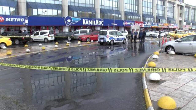 15 Temmuz Demokrasi Otogarında Silahlı <a class='keyword-sd' href='/kavga/' title='Kavga'>Kavga</a>: 2 Yaralı