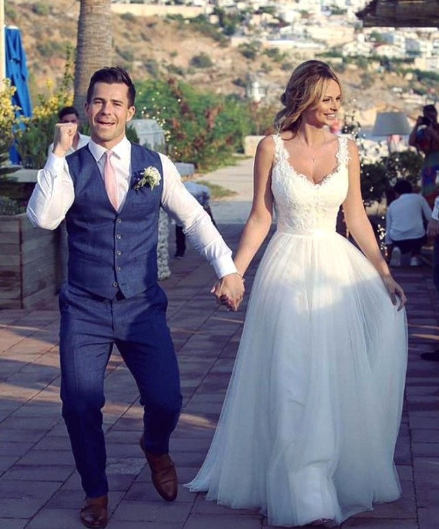 Cristiano Ronaldo'yu İfşa Eden Cesur Model Rhian Sugden, Erkek Arkadaşıyla Antalya'da Evlendi