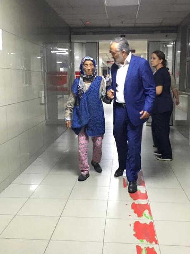 Alzheimer Hastası Kayınvalidesini Sokak Ortasında Döven Gelin Serbest Bırakıldı