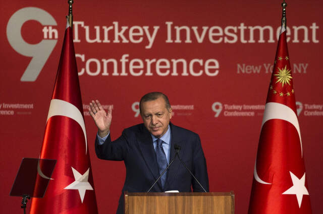 ABD'de Yatırımcılara Seslenen Başkan Erdoğan'dan Sert Mesaj: Tek Taraflı Kararlar Karşılığını Bulur ABD'de Yatırımcılara Seslenen Başkan Erdoğan'dan Sert Mesaj: Tek Taraflı Kararlar Karşılığını Bulur