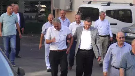 Benzinle Kendisini Yakmak İsteyen İşçiyi, Müdürü Vazgeçirdi