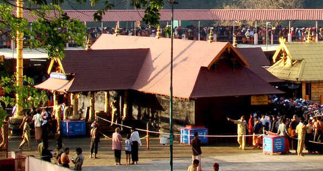 Hindistan'da, Yüksek Mahkeme Kadınlara Sabarimala Tapınağı'na Giriş Yasağını Kaldırdı