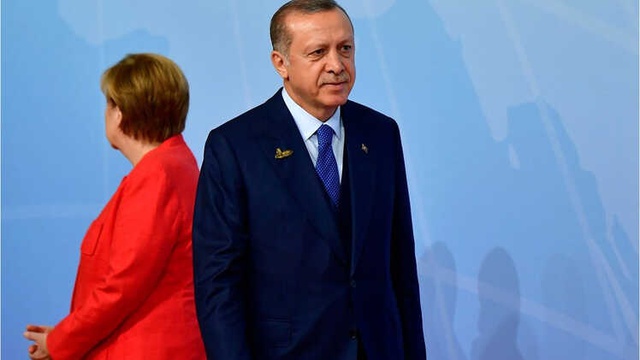 Erdoğan ile Yapacağı Görüşme Öncesi Konuşan Merkel: Türkiye'de İnsan Hakları Görmek İstediğim Gibi Değil