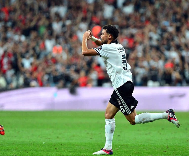 Beşiktaşlı Pepe, Ligdeki Forvet Oyuncularını Solladı