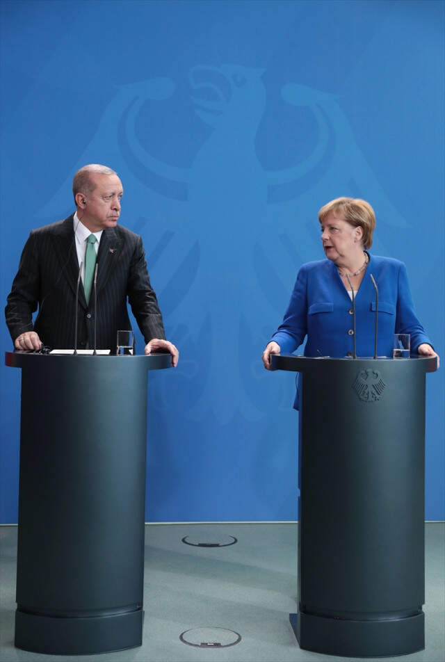 Son Dakika! Başkan Erdoğan ile Almanya Başbakanı Merkel'in Basın Toplantısından Önemli Açıklamalar Başkan Erdoğan ile Almanya Başbakanı Merkel'in Basın Toplantısından Önemli Açıklamalar