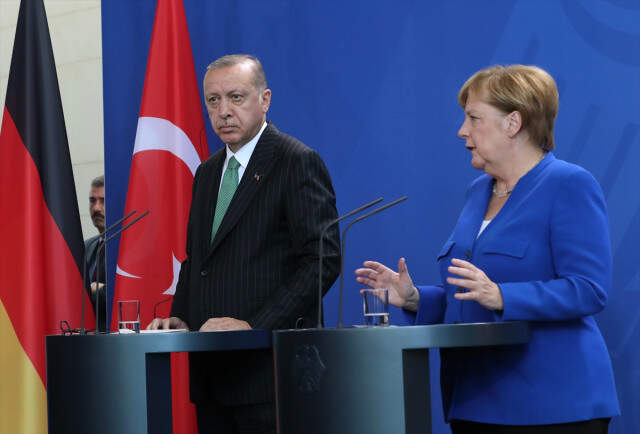 Son Dakika! Başkan Erdoğan ile Almanya Başbakanı Merkel'in Basın Toplantısından Önemli Açıklamalar Başkan Erdoğan ile Almanya Başbakanı Merkel'in Basın Toplantısından Önemli Açıklamalar