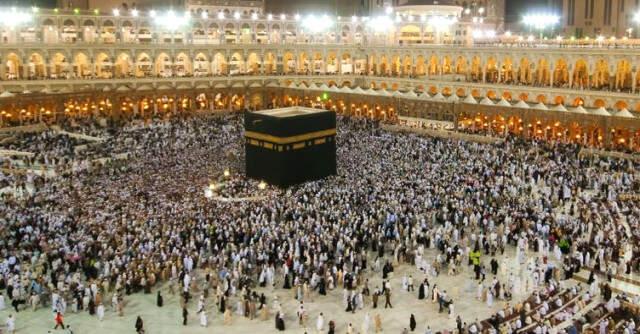 Hindistan'da Kadınlara Karşı Yüzyıllardır Uygulanan Hac Yasağı Kaldırıldı