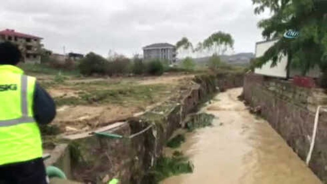 Sakarya'nın Kaynarca İlçesi Sular Altında Kaldı