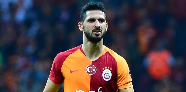 Galatasaray'da Emre Akbaba, 2,5 Ay Sahalardan Uzak Kalabilir