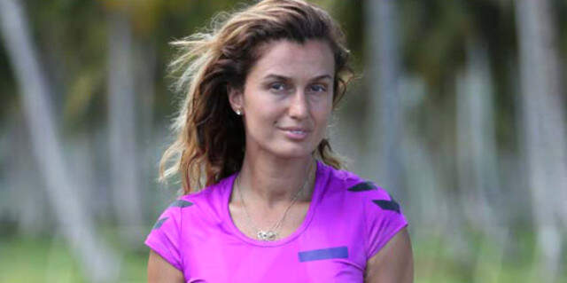 Tuğba Özay Tatil Paylaşımıyla, Takipçilerinin İçini Isıttı