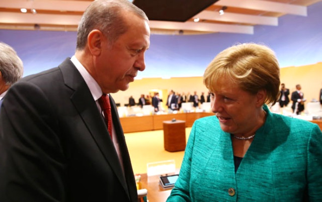 Cumhurbaşkanı Erdoğan: Almanya'ya 136, ABD'ye 20 Kişilik İsim Listesi Verildi
