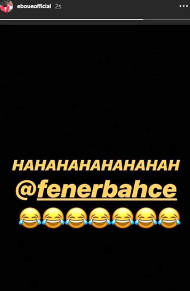 Eski Galatasaraylı Eboue, Rize Maçı Sonrası Fenerbahçelilerle Dalga Geçti Eski Galatasaraylı Eboue, Rize Maçı Sonrası Fenerbahçelilerle Dalga Geçti