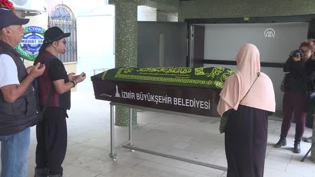 Hayatını Kaybeden Oyuncu Kemal İnci'nin Cenaze Törenine Sanat Camiasından Kimse Katılmadı