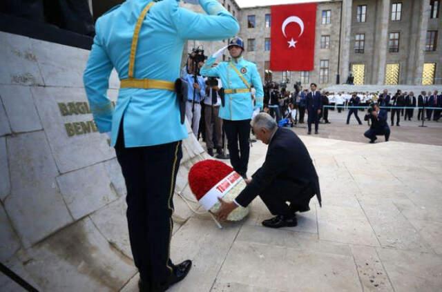 TBMM Başkanı Binali Yıldırım, Yeni Meclis Yılını Espri ile Açtı