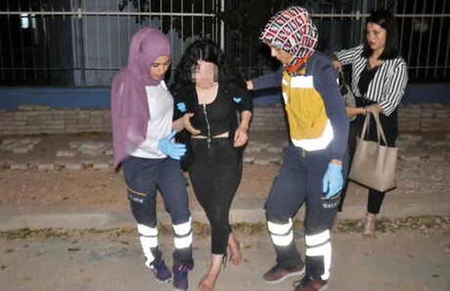 Cani Adam, Barışma Teklifini Reddeden Eski Sevgilisini Dövüp, Otomobilden Attı