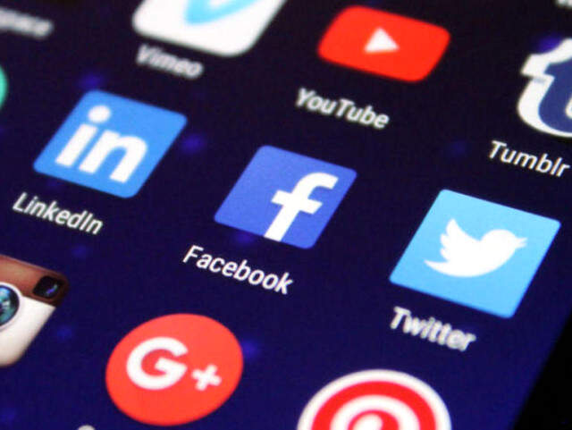 Çalınan Facebook Hesapları, 3-12 Dolara Satışa Çıktı Çalınan Facebook Hesapları, 3 ila 12 Dolar Arasında Satışa Çıktı