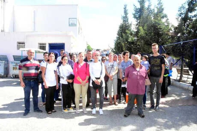 İki Öğrencisi Kaçırılmaya Çalışılan Okulda Veliler Nöbet Tutuyor