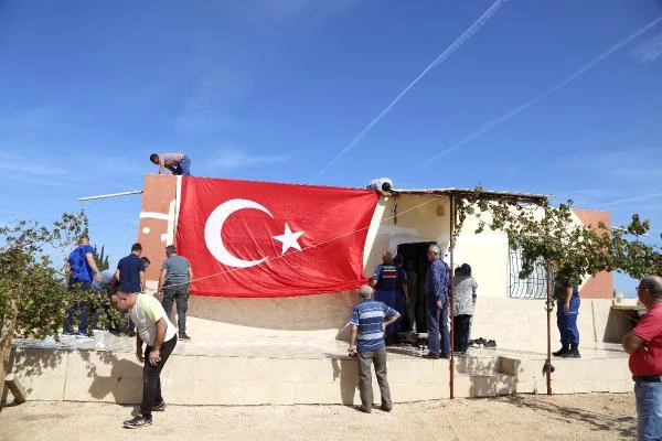 Batman'da Şehit Düşen Uzman Çavuşun, 1 Ay Önce Evlendiği Ortaya Çıktı