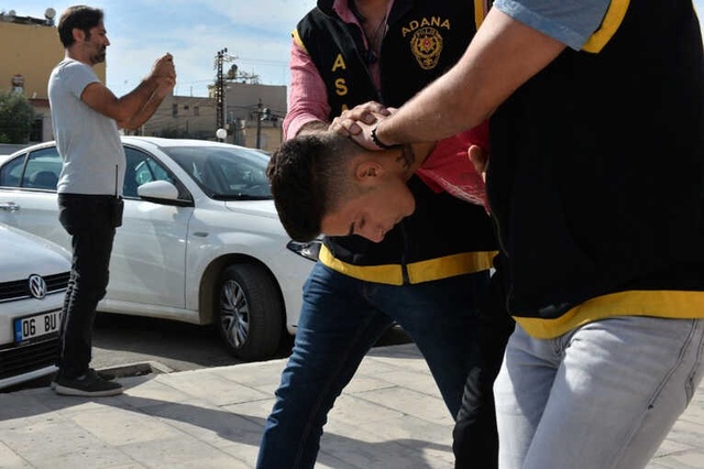 Kadın Kimliğindeki Polis, Instagram'da Sevgili Olduğu Kapkaççıyı Yakaladı