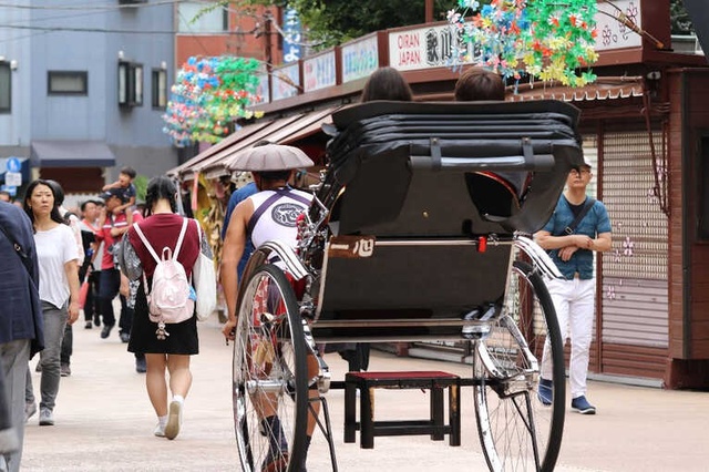 Teknoloji Devi Japonya'da, Faytonları İnsanlar Çekiyor