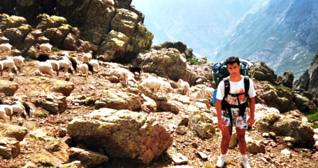 Alpler'de 26 Yıl Sonra Cesedi Bulunan Türk Dağcı, Kolyesinden Teşhis Edilmiş