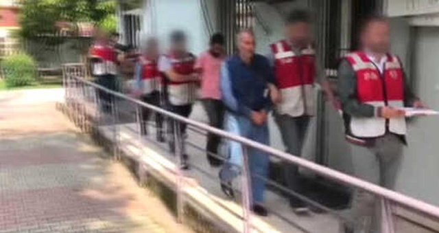 Sosyal Medyada Tanıştığı Kızın Ailesi, Çıplak Fotoğraflarını Çekip Şantaj Yaptı