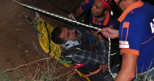 Talihsiz Adam, Tuvaletini Yapmak İsterken 150 Metreden Yuvarlandı Talihsiz Adam, Tuvaletini Yapmak İsterken 150 Metreden Yuvarlandı