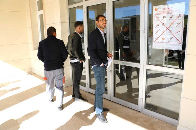 KPSS'ye Geç Kalan Adayların, 1 Dakikayla Memurluk Hayalleri Bitti