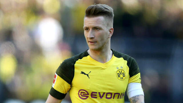 Ünlü Futbolcu Reus: Emre Mor'un Yaşam Tarzı, Yeteneklerinin Önüne Geçiyor Ünlü Futbolcu Reus: Emre Mor'un Yaşam Tarzı, Yeteneklerinin Önüne Geçiyor