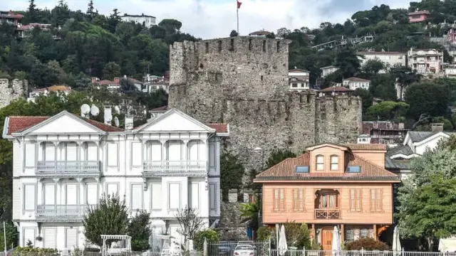 TL'deki Değer Kaybı Sonrası İstanbul Boğazı'ndaki Onlarca Yalı Katarlılara Satılıyor