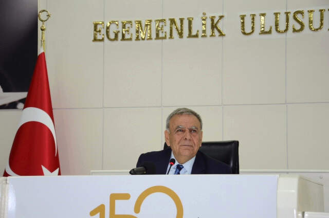 AK Parti'li Üyeden Kocaoğlu'na CHP Genel Başkanlığı Çağrısı
