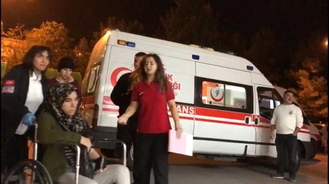 Bursa'da Öğrenci Yurdunda Gıda Zehirlenmesi: 17 Kişi Hastaneye Kaldırıldı