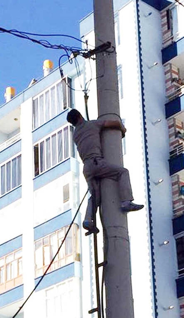 Market Sahibi, Kaçak Elektrik Kullanmaya Çalışırken Suçüstü Yakalandı