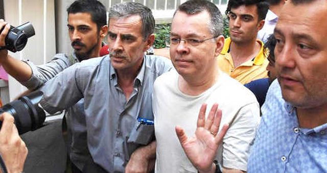 ABD'li Pastör Brunson 4. Kez Hakim Karşısına Çıktı, Tanıklardan Bir Tanesi İfadesini Değiştirdi