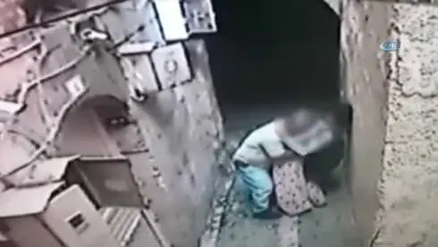 Şanlıurfa'da, Engelli Kız Çocuğunu Duvar Dibinde Taciz Eden Sapık Tutuklandı!