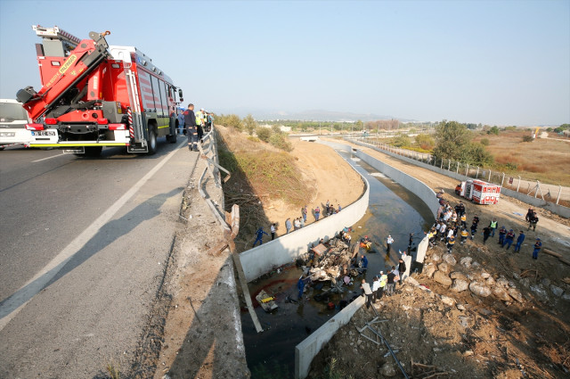 İzmir'de 22 Kişinin Öldüğü Kazayla İlgili Soruşturma Başlatıldı