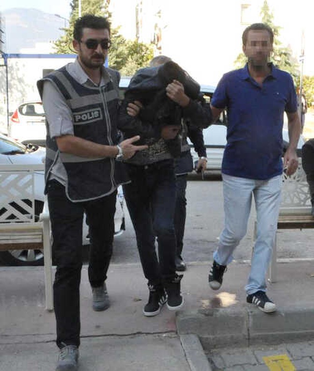 Emekli Öğretmeni 'Teminat Parası' Yüzünden Öldürmüşler