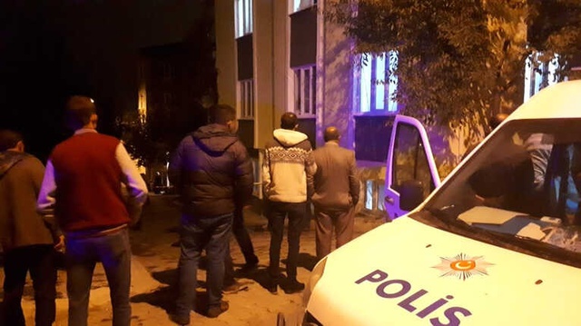 Av Tüfeğiyle Oynayan Genç, Kendisini Başından Vurdu