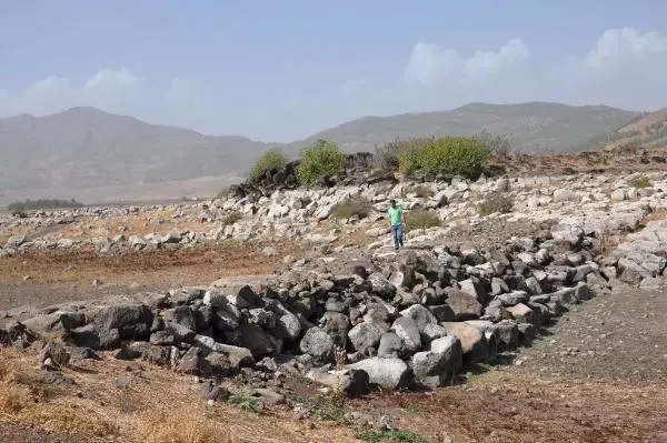 Baraj Suyu Çekilince Arkeoloji Parkı 8 Yıl Sonra Yeniden Ortaya Çıktı